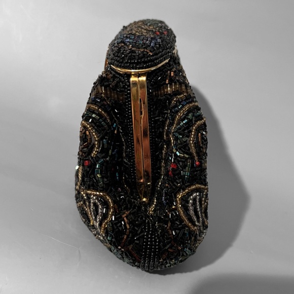 Small Black & Gold Beaded Clutch - Picture 4 of 9